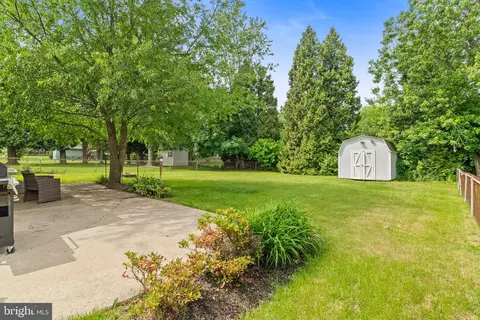 Exterior - 21 Decou Ave, Ewing, NJ 08628 photo 5 of 11