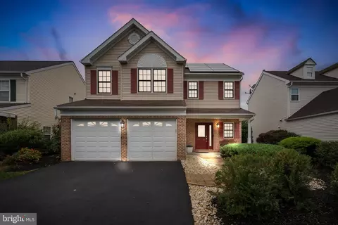 4 Sandstone Rd, East Windsor, NJ 08520