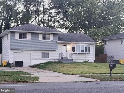 897 Estates Blvd, Hamilton, NJ 08690