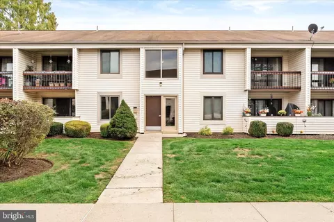 U7 Avon Drive, East Windsor, NJ 08520