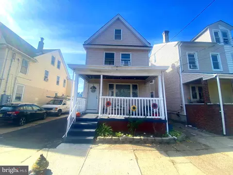 827 Quinton, Trenton, NJ 08629