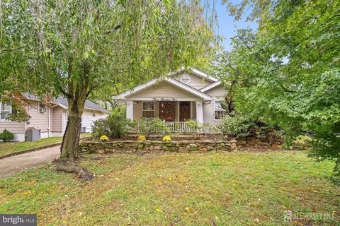 309 Lincoln Ave, Hightstown, NJ 08520