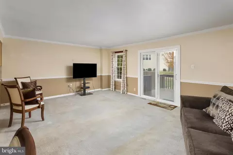 Living - 37 Willow Bend Dr, Hamilton, NJ 08690 photo 3 of 3