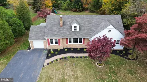 296 Extonville Rd, Allentown, NJ 08501