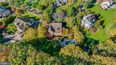6 Howell Ct, Princeton Junction, NJ 08550