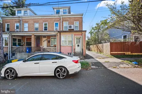 813 Spruce St, Trenton, NJ 08638
