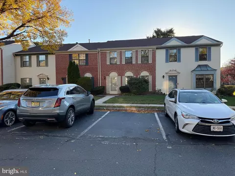 7 Oneill Ct, Lawrenceville, NJ 08648