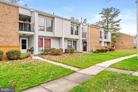 1 Lake Dr # N, East Windsor, NJ 08520