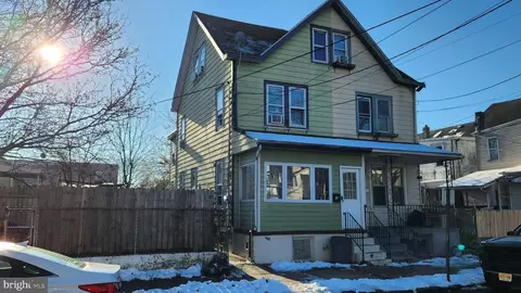 113 Mifflin St, Trenton, NJ 08611
