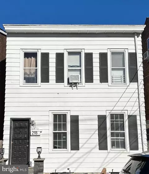 218 Bayard St, Trenton, NJ 08611