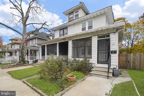 121 Parker Pl, Hamilton, NJ 08609