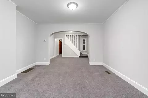 112 Old Rose St, Trenton, NJ 08618