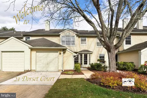 21 Dorset Ct, Princeton, NJ 08540