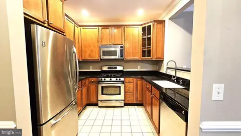1121 Colts Cir #P, Lawrenceville, NJ 08648