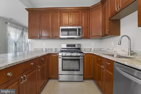 Kitchen - 59 Kyle Way, Ewing, NJ 08628 photo 2 of 5