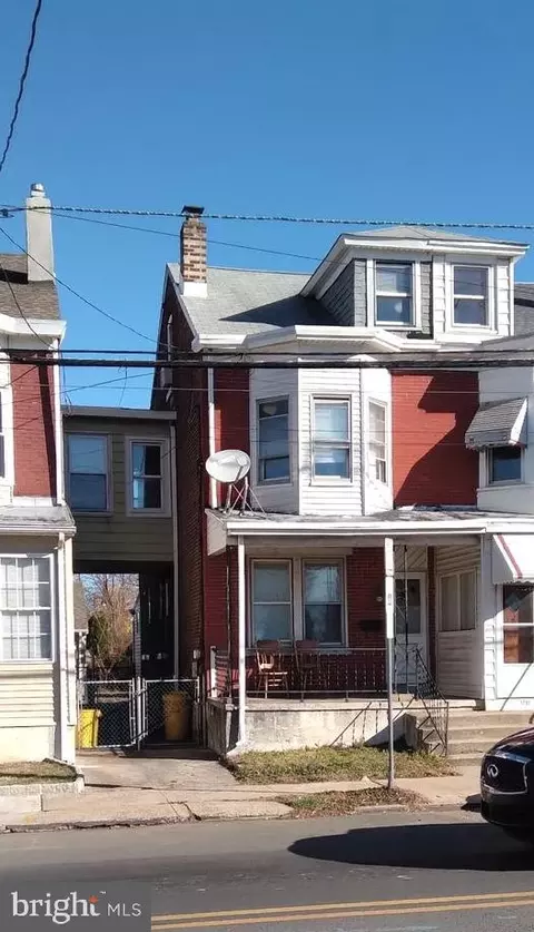 1242 N Olden Ave, Trenton, NJ 08638
