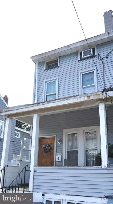 327 Woodland St, Trenton, NJ 08610