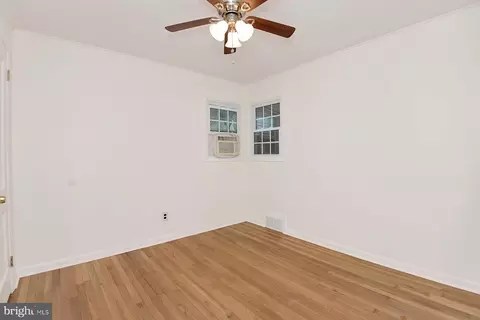 Bedroom - 9 Weston Rd, Ewing, NJ 08618 photo 2 of 5