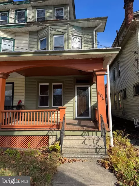 506 Riverside Ave, Trenton, NJ 08618