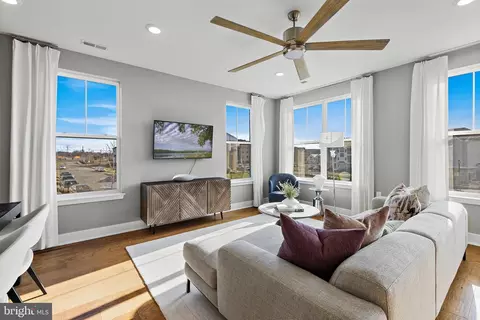 150 Leona Stewart, Pennington, NJ 08534