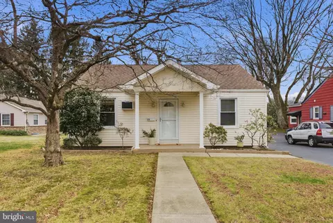 29 Graf Ave, Lawrenceville, NJ 08648
