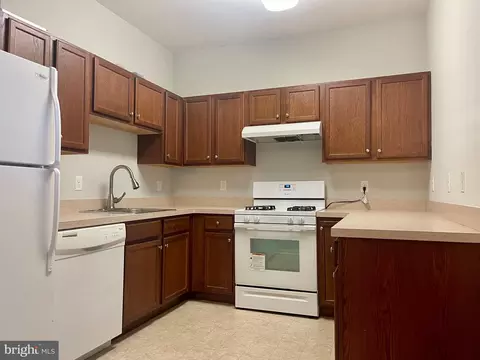 Kitchen - 632 Timberlake Dr, Ewing, NJ 08618 photo 1 of 1