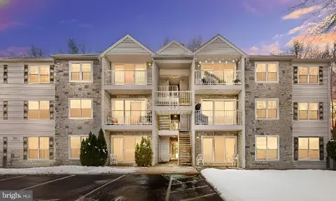14 Aspen Ct, Hamilton, NJ 08619