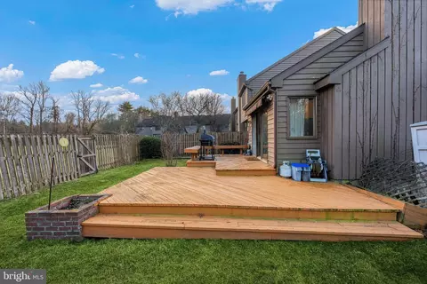 Exterior - 16 Jacob Ct, Ewing, NJ 08628 photo 6 of 7