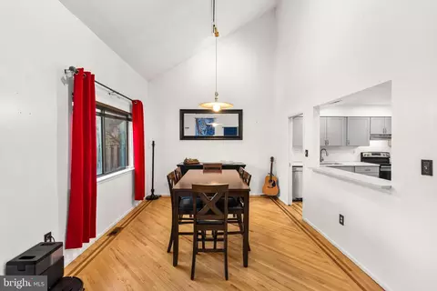 Dining - 16 Jacob Ct, Ewing, NJ 08628 photo 1 of 3