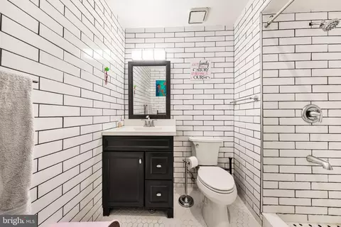 Bath - 16 Jacob Ct, Ewing, NJ 08628 photo 1 of 5