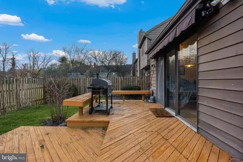 Exterior - 16 Jacob Ct, Ewing, NJ 08628 photo 3 of 7
