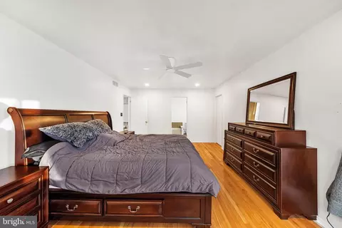 Bedroom - 16 Jacob Ct, Ewing, NJ 08628 photo 5 of 7