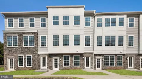 130 Leona Stewart Blvd, Pennington, NJ 08534