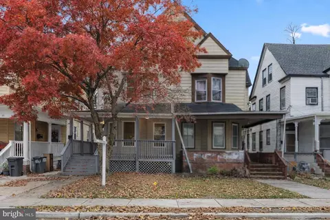 921 Carteret Ave, Trenton, NJ 08618