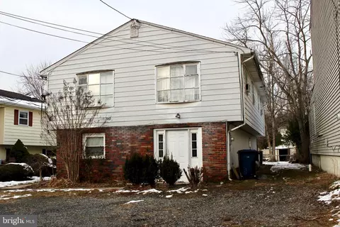 92 Betts Ave, Lawrence, NJ 08648