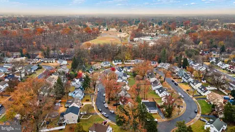 View/Area - 643 Concord Cir, Ewing, NJ 08618 photo 4 of 6