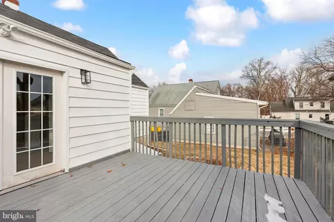 Exterior - 643 Concord Cir, Ewing, NJ 08618 photo 3 of 8