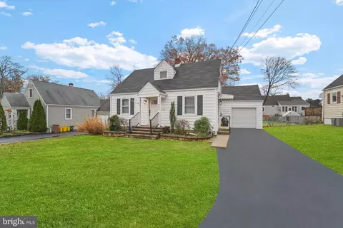 Exterior - 643 Concord Cir, Ewing, NJ 08618 photo 2 of 8