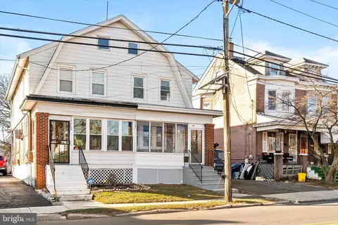 365 Parkway Ave, Trenton, NJ 08618