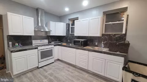 301 Spring St, Trenton, NJ 08618