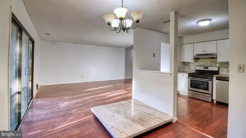 78 Wyndham Pl, Robbinsville, NJ 08691