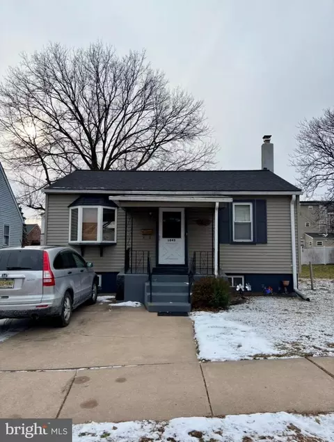 1045 Fairmount Ave, Trenton, NJ 08629