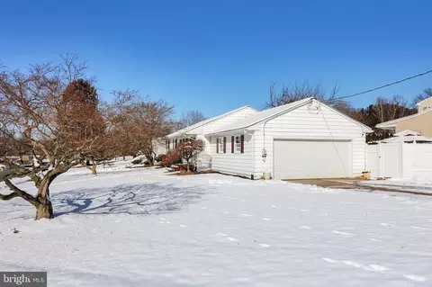 42 Running Brook Rd W, Ewing, NJ 08638 photo 24