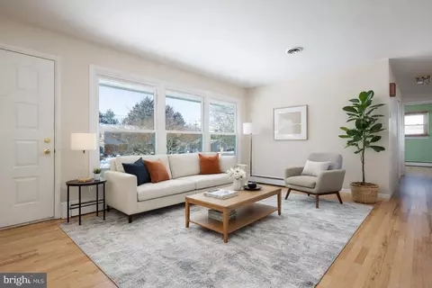 42 Running Brook Rd W, Ewing, NJ 08638 photo 5