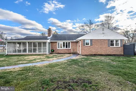 12 Davison Rd, Hightstown, NJ 08520
