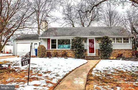 133 Villanova Dr, Lawrence, NJ 08648