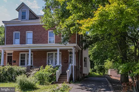 33 Brearley Ave, Lawrence Township, NJ 08648