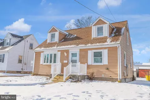 255 Regina Ave, Hamilton, NJ 08619