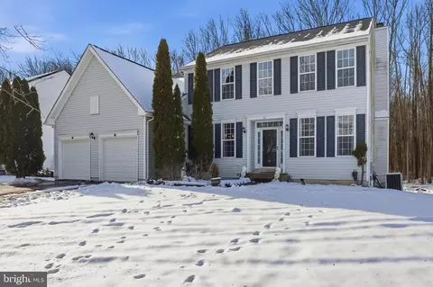 21 Pemberton Ln, East Windsor, NJ 08520