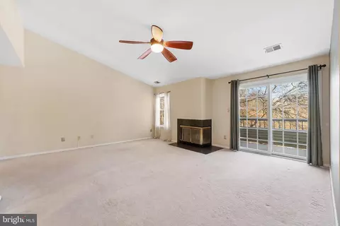 303 Trinity Ct #11, Princeton, NJ 08540